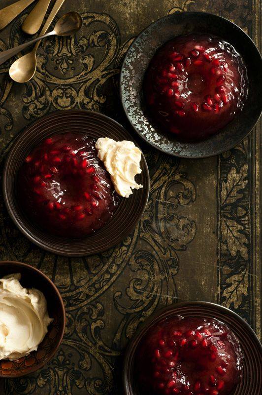 Cucina: Dessert al melograno, una ricetta di Patrizia&nbsp;Cantù.