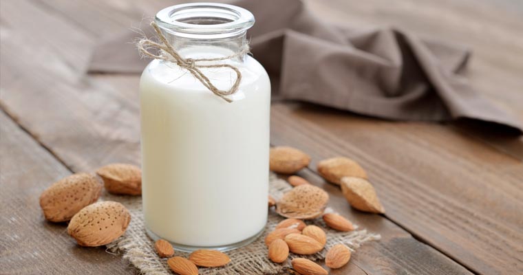 Cucina: Il latte di&nbsp;mandorle.